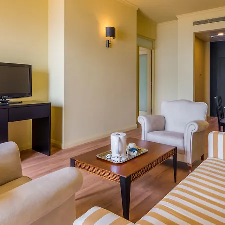 Hotel - - Savoy Signature Calheta (Madeira)