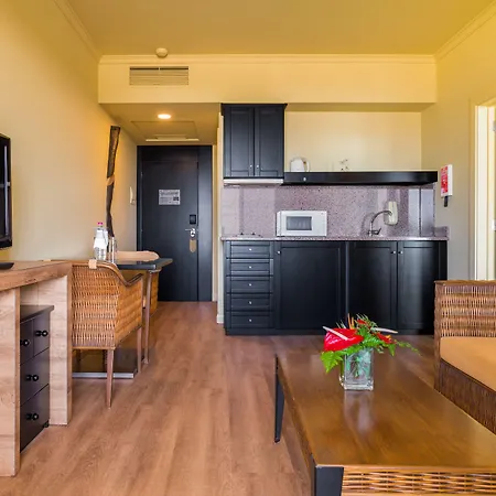 Hotel - - Savoy Signature Calheta (Madeira)