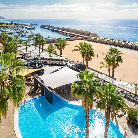 - - Savoy Signature 4* Calheta (Madeira)