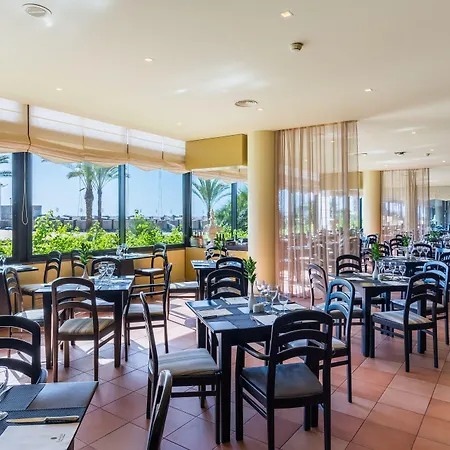 - - Savoy Signature 4* Calheta (Madeira)