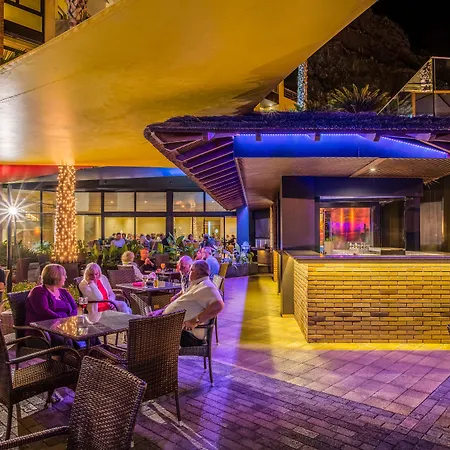 Hotel - - Savoy Signature Calheta (Madeira)