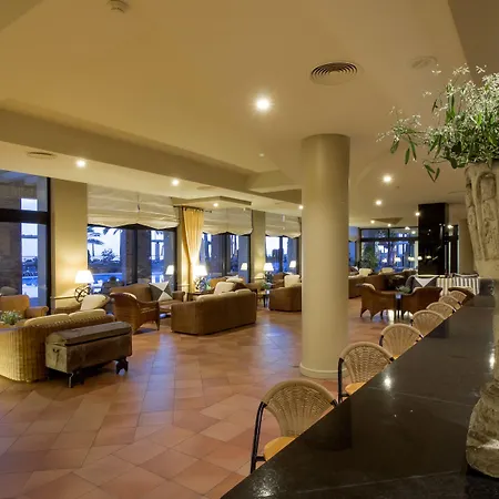 - - Savoy Signature Calheta (Madeira)