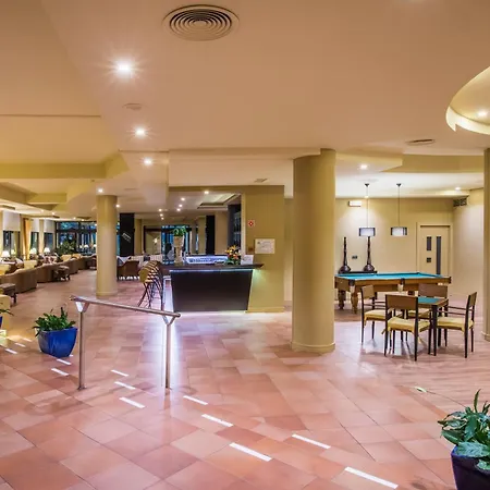Hotel - - Savoy Signature Calheta (Madeira)