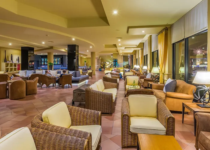 - - Savoy Signature Hotell Calheta (Madeira)