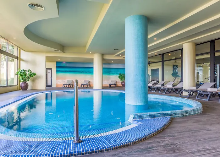 - - Savoy Signature Hotel Calheta (Madeira)