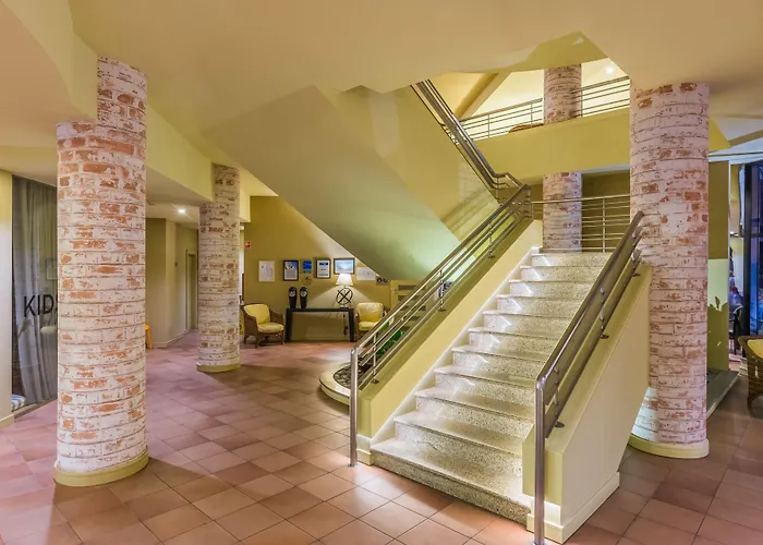 - - Savoy Signature Hotell Calheta (Madeira)