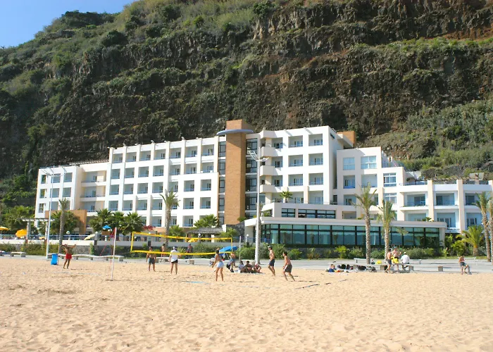 - - Savoy Signature 4* Calheta (Madeira)