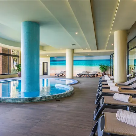 - - Savoy Signature Hotel Calheta (Madeira)