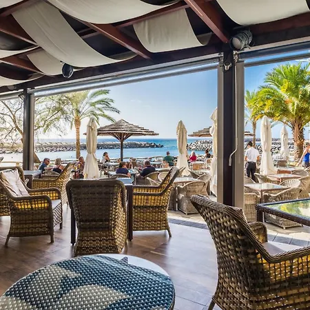 - - Savoy Signature Calheta (Madeira)