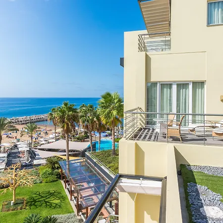 - - Savoy Signature 4* Calheta (Madeira)