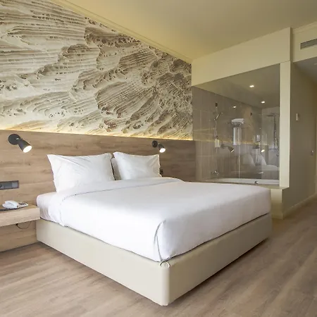 - - Savoy Signature