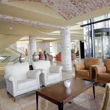 Hotel Calheta - - Savoy Signature 4*