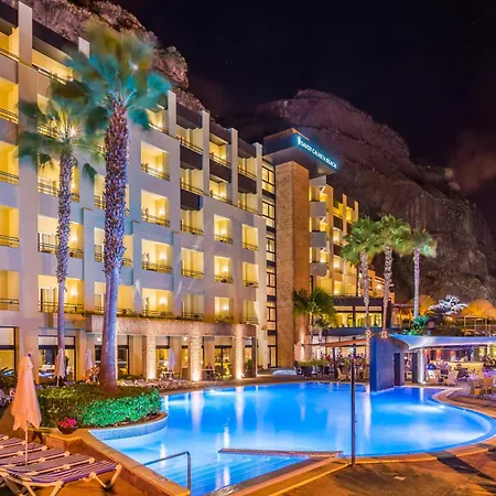 Hotel - - Savoy Signature