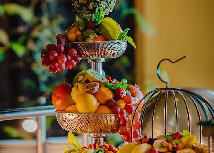 - - Savoy Signature 4*