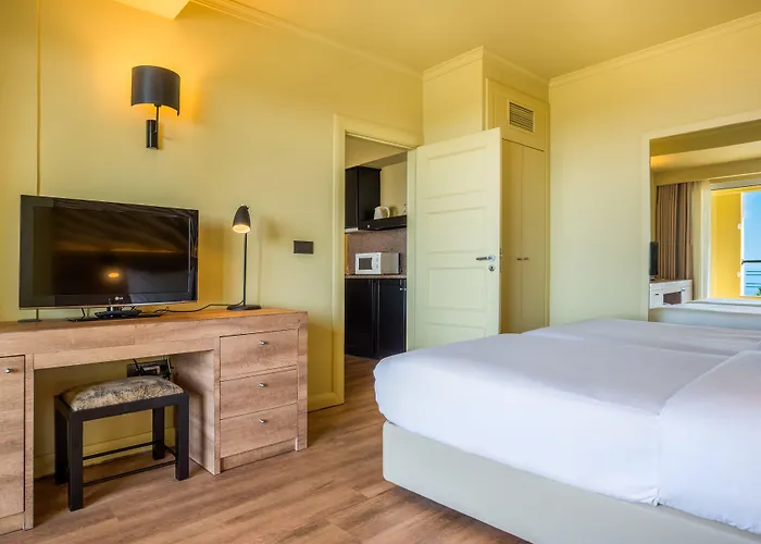 - - Savoy Signature 卡列塔