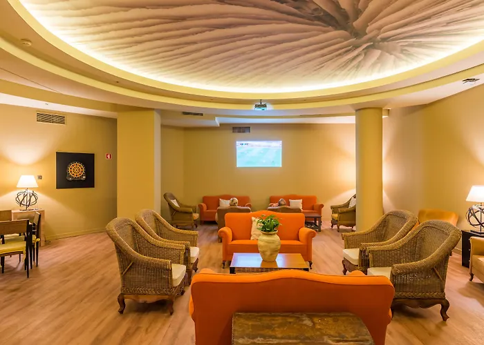 - - Savoy Signature 4* Calheta (Madeira)